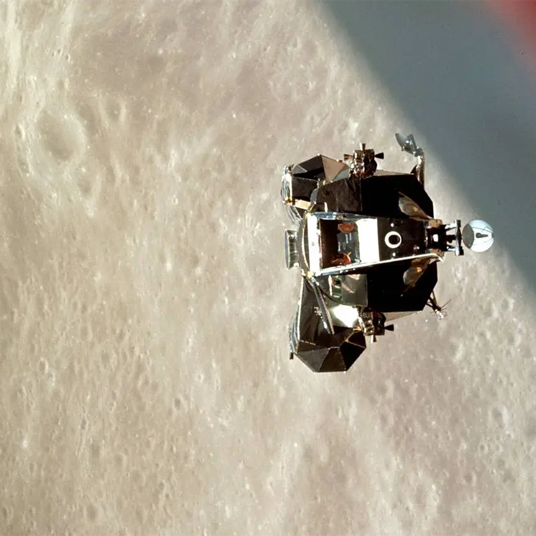 航天图片资料 · A lunar module floats in space with a close view of the Moon behind it.