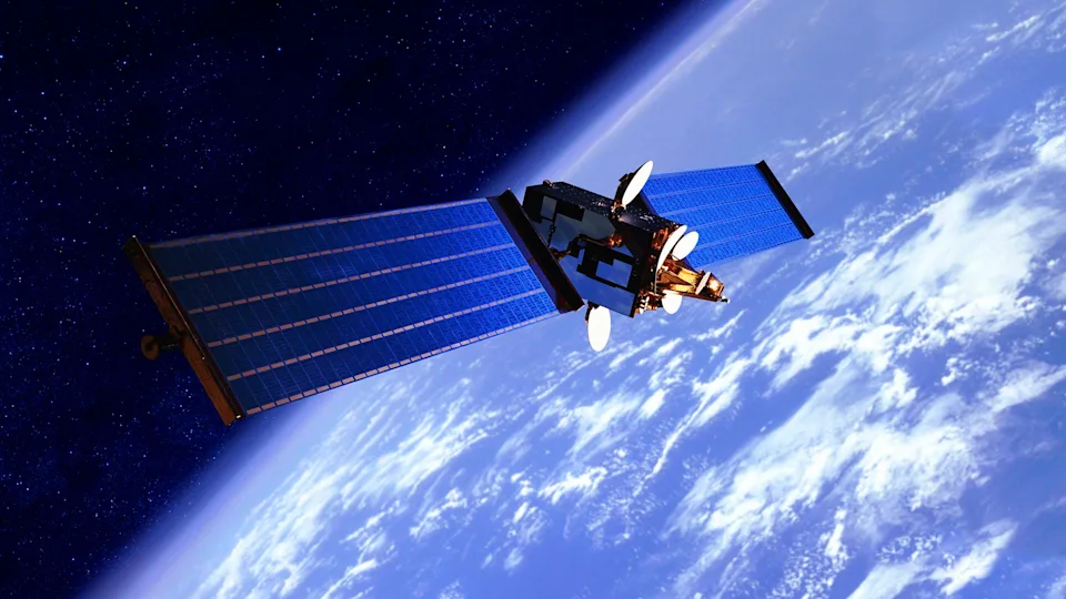 航天图片资料 · A satellite in orbit around the earth.