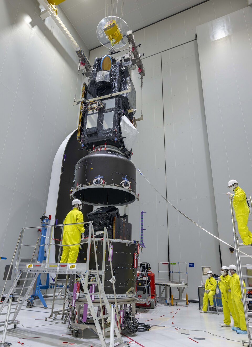 航天图片资料 · FLEX, Sentinel-3 and the Vespa adapter