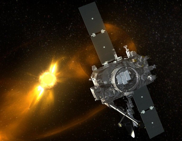 航天图片资料 · STEREO spacecraft in orbit at the Sun.