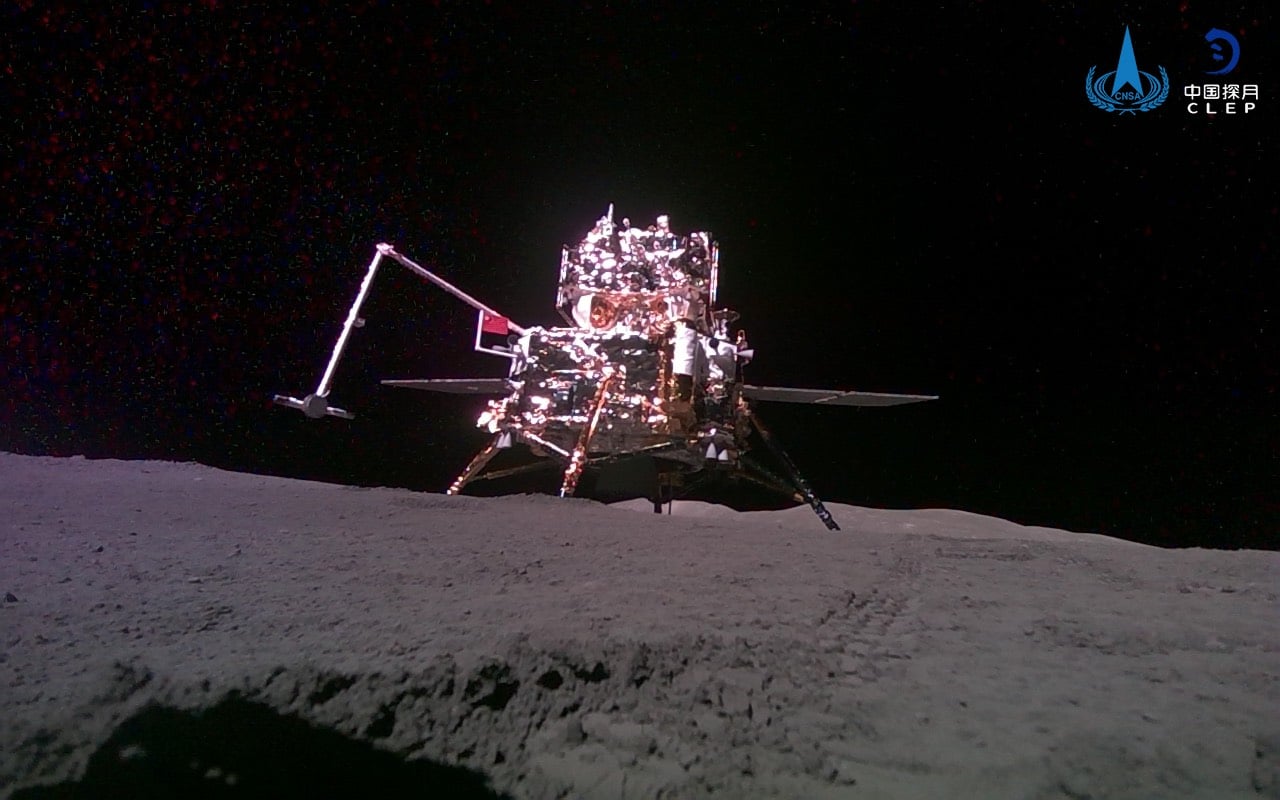 航天图片资料 · Chang'e 6 on the lunar surface