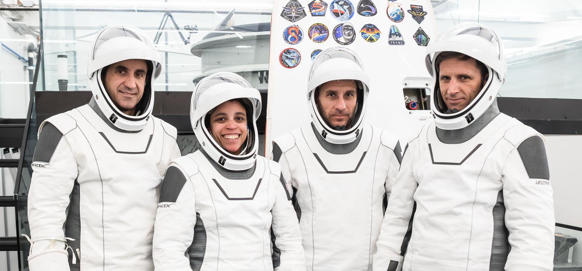 航天图片资料 · The SpaceX Crew-13 members pose for a portrait in their pressure suits during a preflight training session at the company's headquarters in Hawthorne, California. From left are, Roscosmos Sergey Teteryatnikov, NASA astronauts Jessica Watkins and Luke Delaney, and CSA (Canadian Space Agency) astronaut Joshua Kutryk.