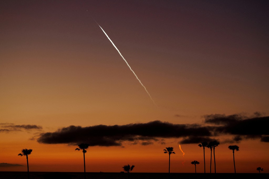 航天图片资料 · SpaceX「星舰」首次成功入轨 拟部署26枚新一代Starlink卫星。路透社 SpaceX「星舰」首次成功入轨 拟部署26枚新一代Starlink卫星。路透社