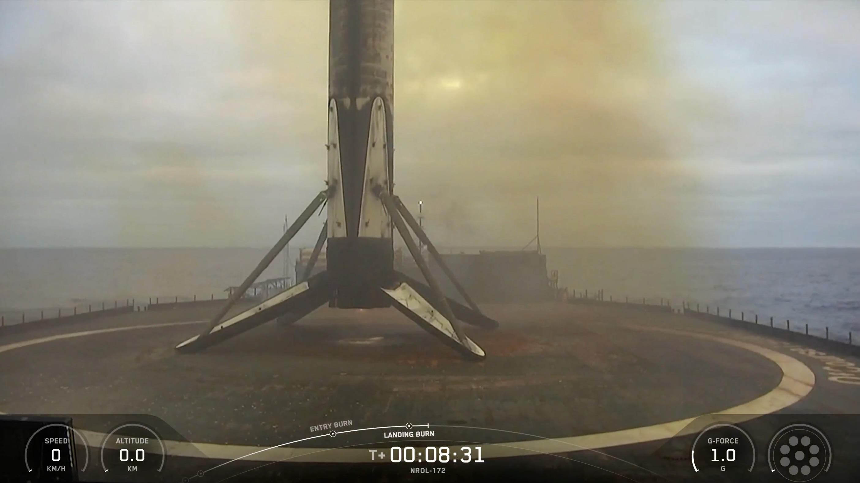 航天图片资料 · The first stage of a SpaceX Falcon 9 rocket rests on the deck of a ship at sea