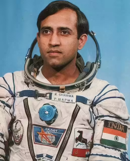 航天图片资料 · Sharma spent 7 days, 21 hours and 40 minutes aboard the Salyut 7 space station.