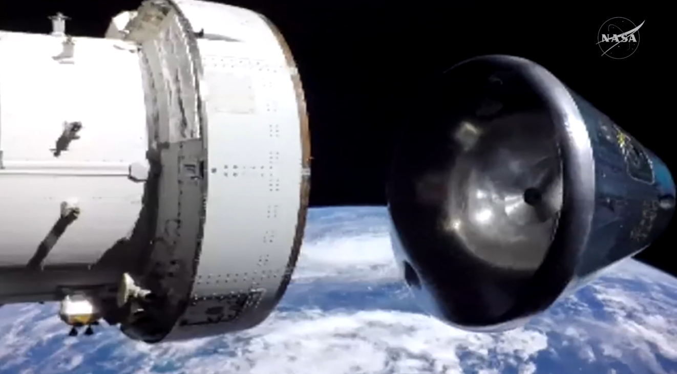 航天图片资料 · Orion’s crew and service module have separated. The crew module continues on its path towards Earth while the service module will harmlessly burn up in Earth’s atmosphere over the Pacific Ocean. The Artemis II return trajectory is designed to ensure any remaining debris does not pose a hazard to land, people, or shipping lanes.