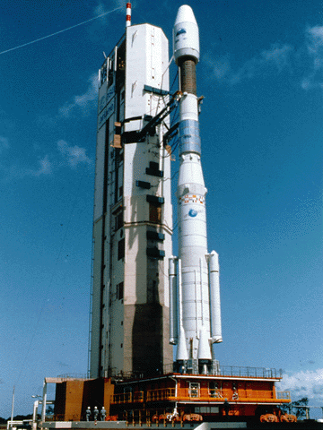 航天图片资料 · Ariane 42P at ELA-2 (TOPEX/Poseidon)