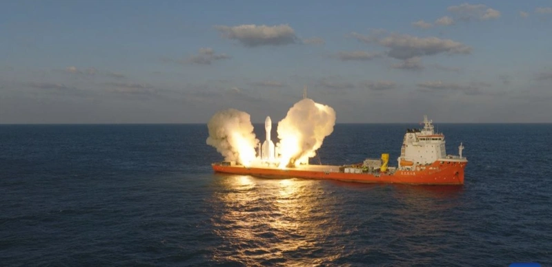 航天图片资料 · China launches nine satellites from Sea aboard Gravity-1 rocket