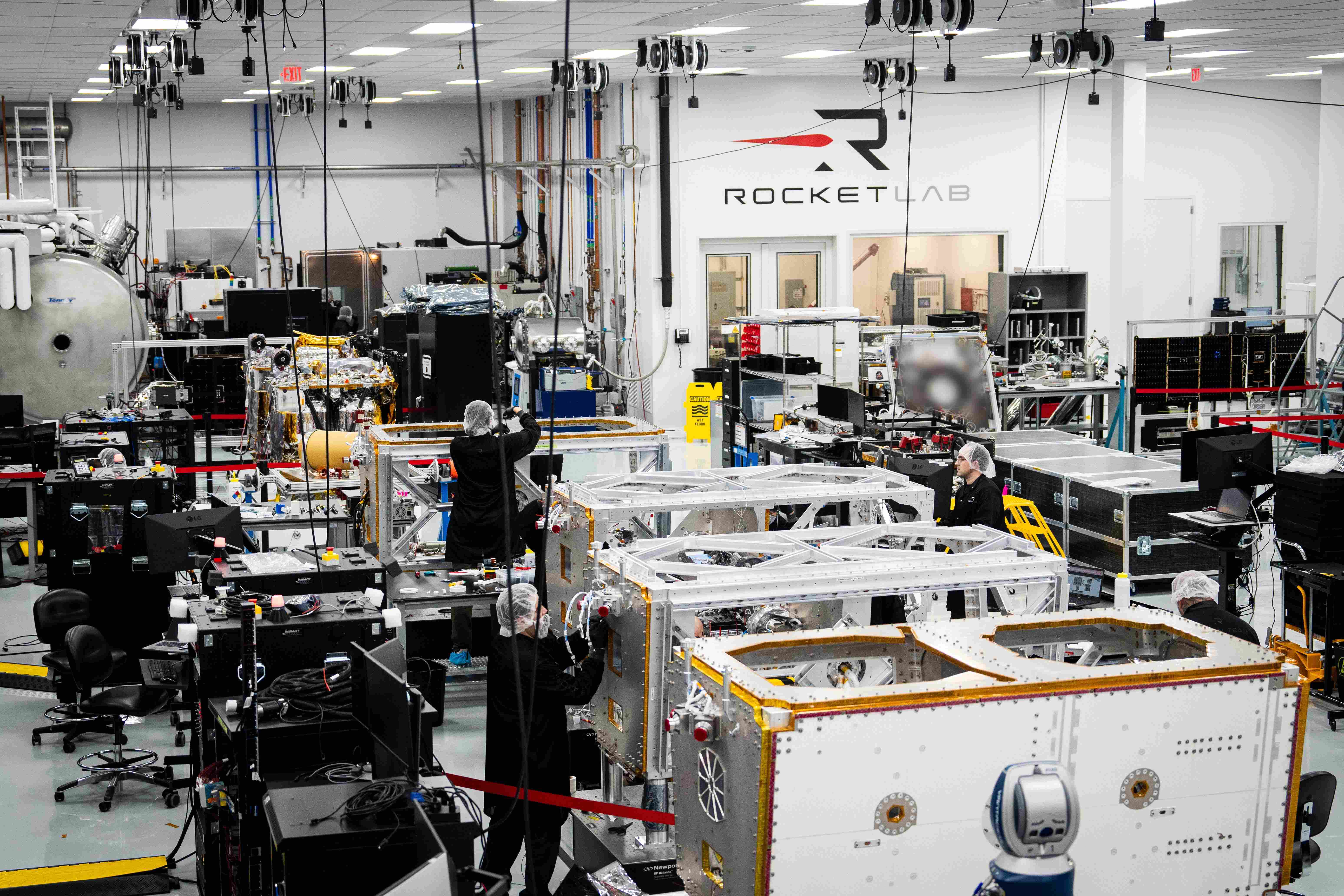 航天图片资料 · Rocket Lab Satellite Platforms Built for MDA Space Successfully Reach Orbit, Supporting Globalstar Direct-to-Device Communications Services