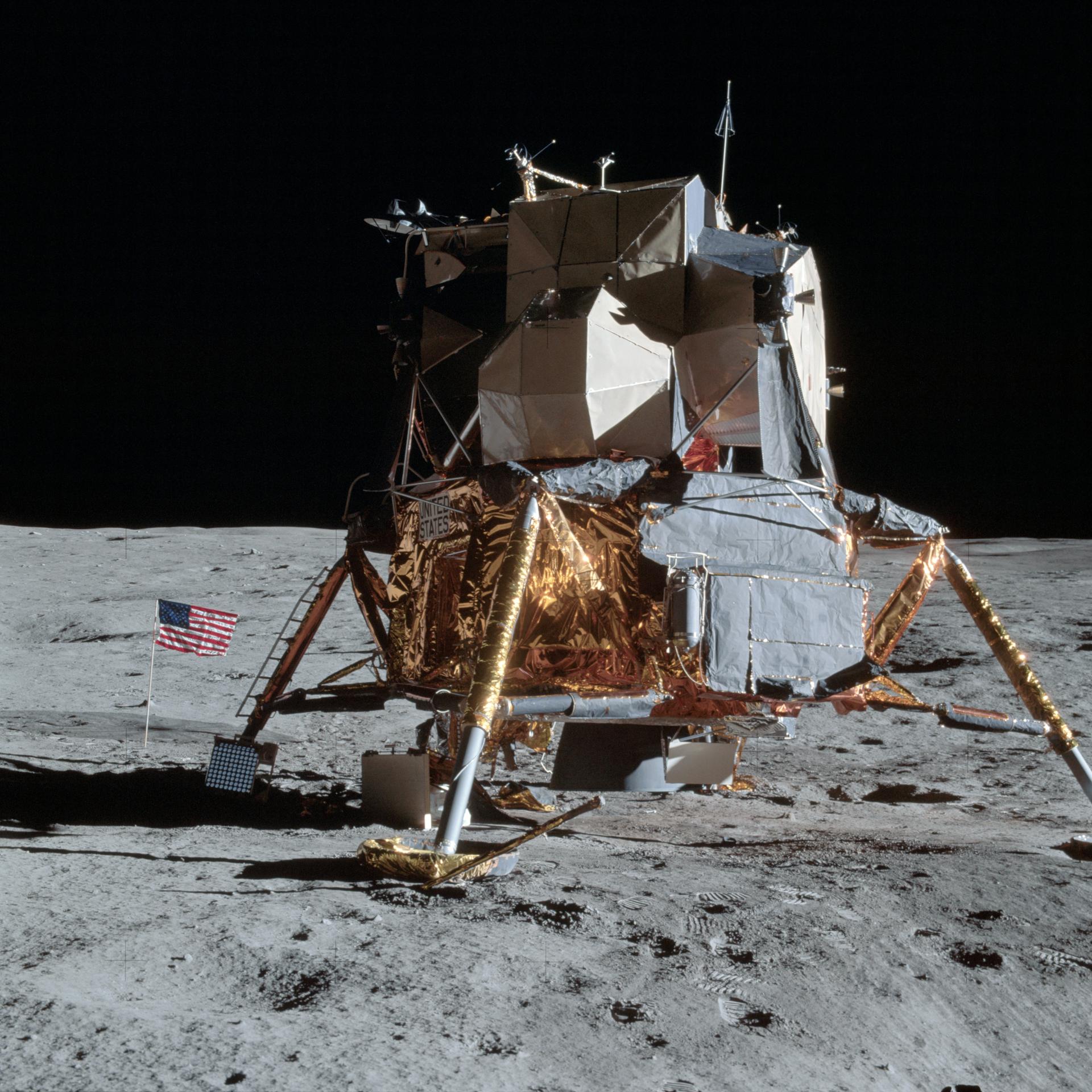 火箭型号的型号配图;署名:NASA;许可:NASA Image and Media Guidelines