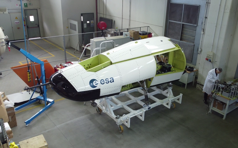 航天图片资料 · ESA has confirmed that a full-scale Space Rider test model was lost following a parafoil deployment anomaly during a drop test earlier this month.