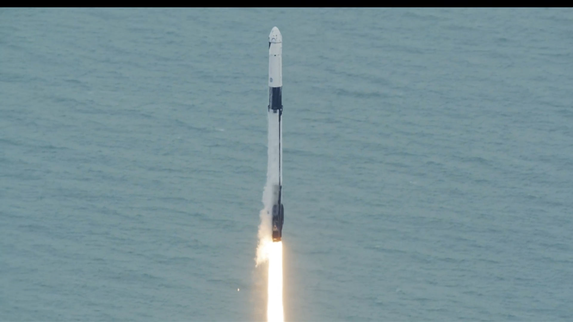 航天图片资料 · A SpaceX Falcon 9 rocket with a Dragon spacecraft atop carrying NASA astronauts Jessica Watkins and Luke Delaney, CSA (Canadian Space Agency) astronaut Joshua Kutryk, and Roscosmos cosmonaut Sergey Teteryatnikov lifts off at 11:10 a.m. EDT Thursday, Oct. 1, 2026, from Space Launch Complex 40 at Cape Canaveral Space Force Station in Florida to the International Space Station.