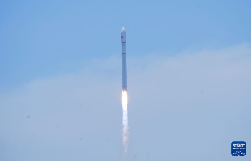 航天图片资料 · 我国成功发射卫星互联网低轨24组卫星