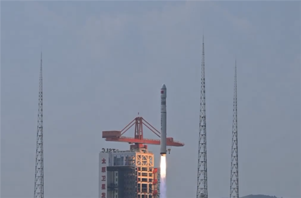 航天图片资料 · 一箭七星 长征六号丙运载火箭发射成功